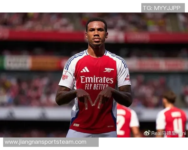 巴西国家队宣布加布里埃尔因右大腿肌肉损伤退出本期集训 巴西国家队宣布加布里埃尔因右大腿肌肉损伤退出本期集训